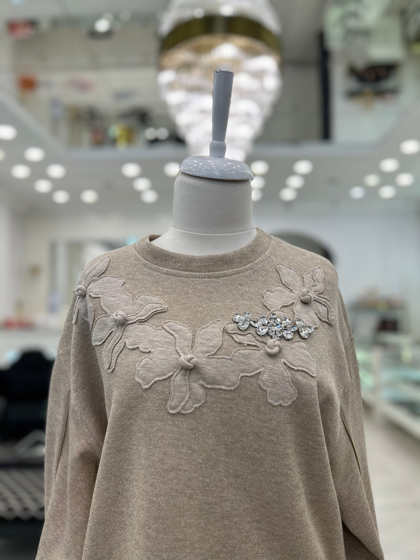 72055 Çiçek Nakış Detaylı Örme Krep Simli Pantolonlu İkili Takım Bej