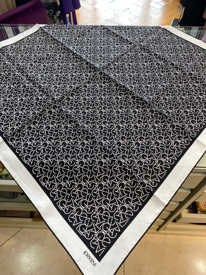 İPEKEVİ YAZILI EŞARP