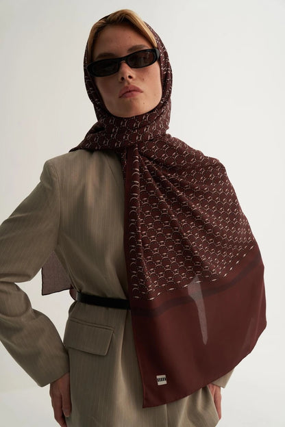 Loop Desenli İpek Şal