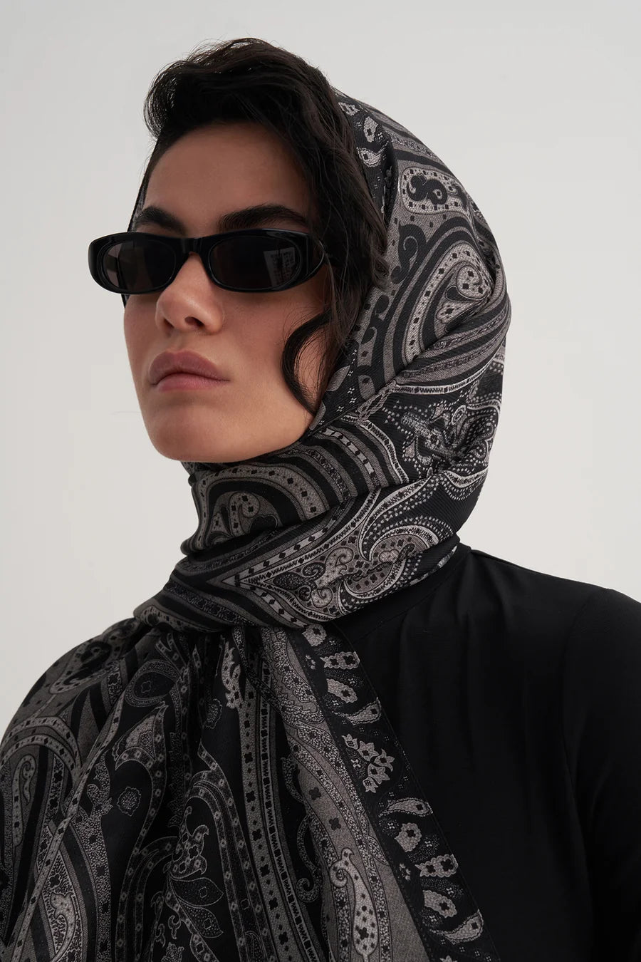 Jasmine Yün İpek Black