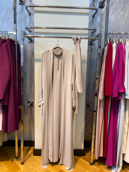 6267 İÇLİ DIŞLI ELİŞİ ABAYA TAKIM