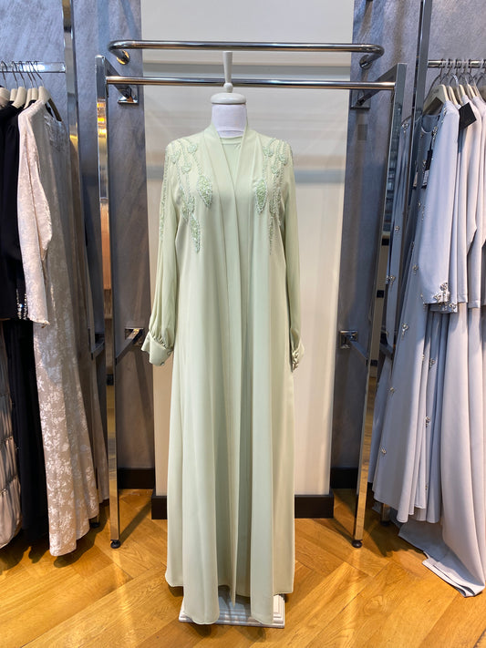 6306 önü boncuklu abaya