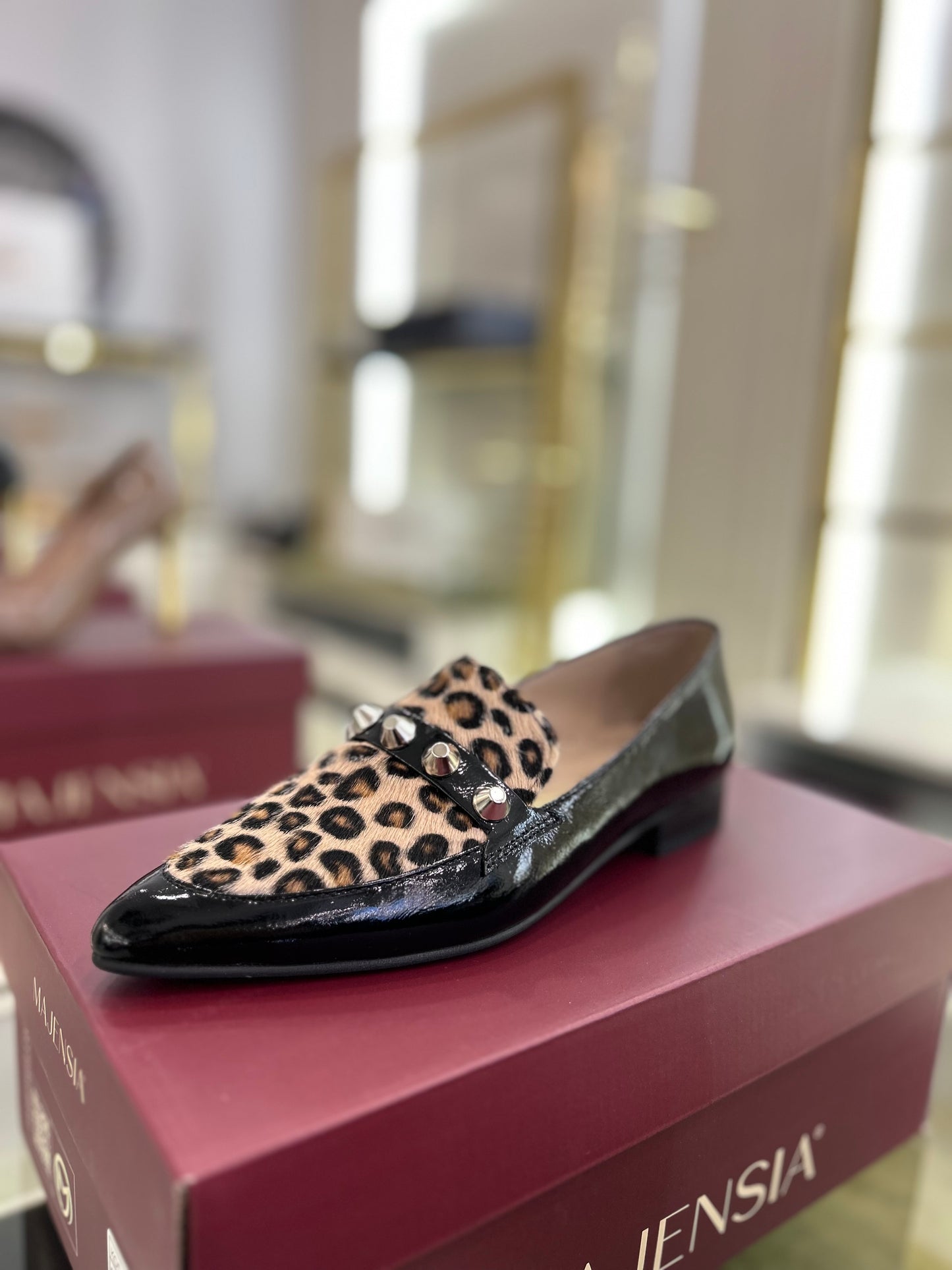 255002 Siyah Rugan / Kıllı Leopar Ayakkabı
