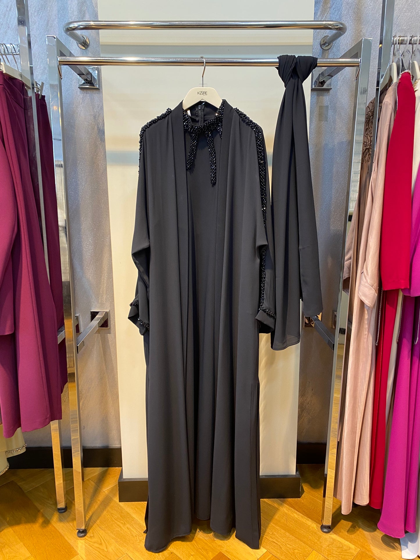 6267 İÇLİ DIŞLI ELİŞİ ABAYA TAKIM