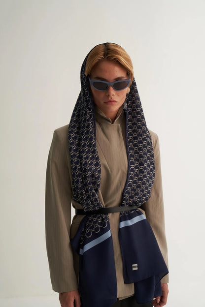 Loop Desenli İpek Şal