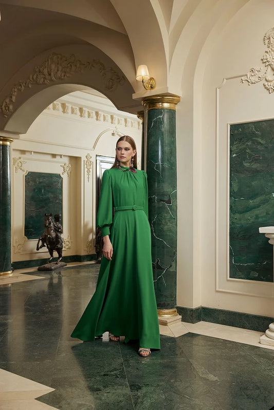 3149 Dilan Elbise Yaka Detaylı