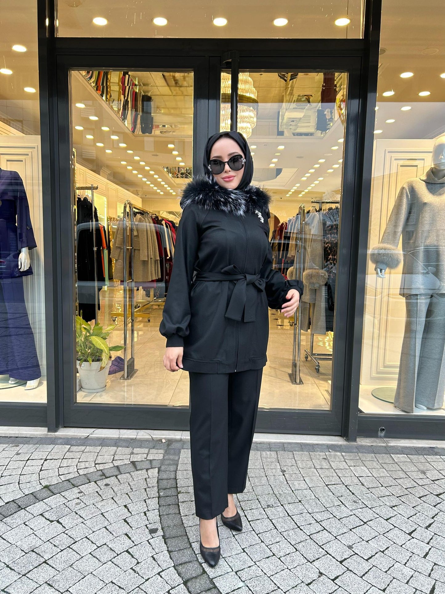 72011 Orijinal Tilki Kürk Detaylı Kapüşonlu Pantolon Takım Siyah